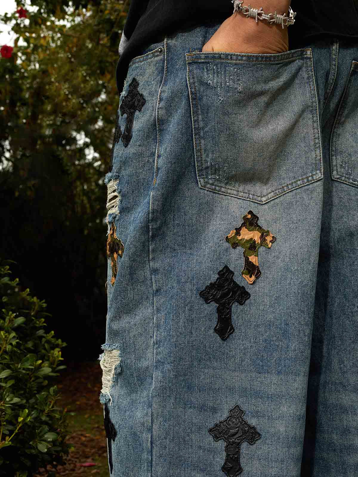 Vintage Wash Camo Cross Applique Distressed Straight Jeans