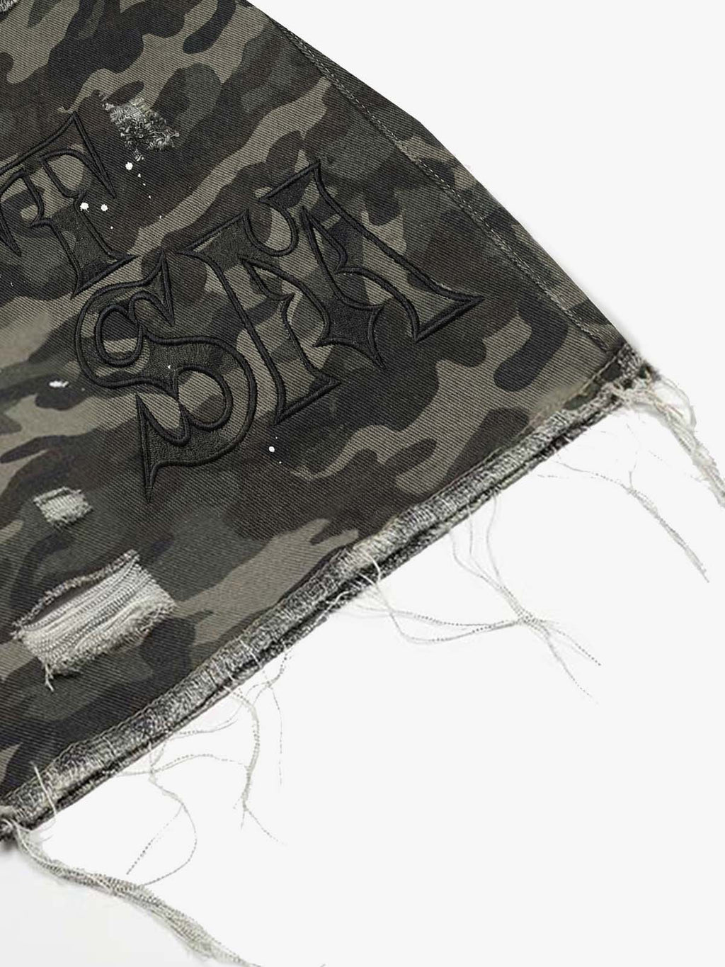 Distressed Camo Multi-Pocket Straight-Leg Jorts - 2611