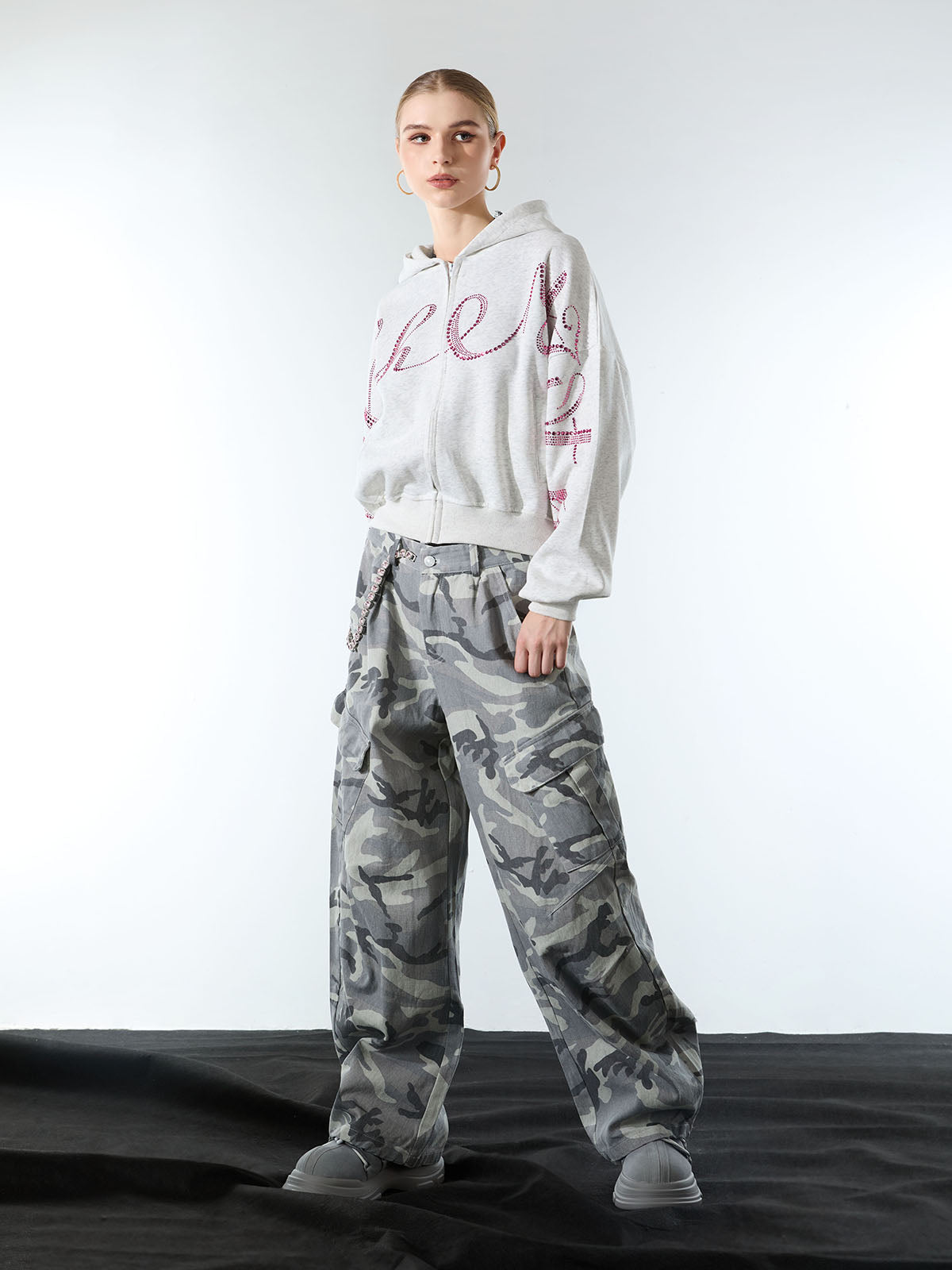 Snow Camouflage Machete Wide-Leg Cargo Barrel Pants - 2548