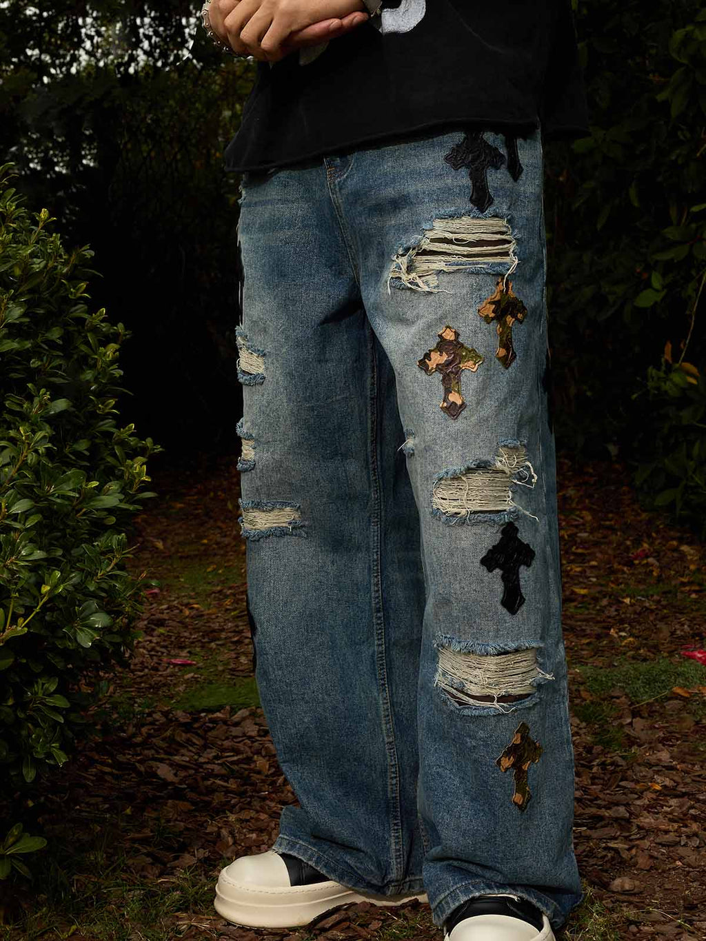 Vintage Wash Camo Cross Applique Distressed Straight Jeans