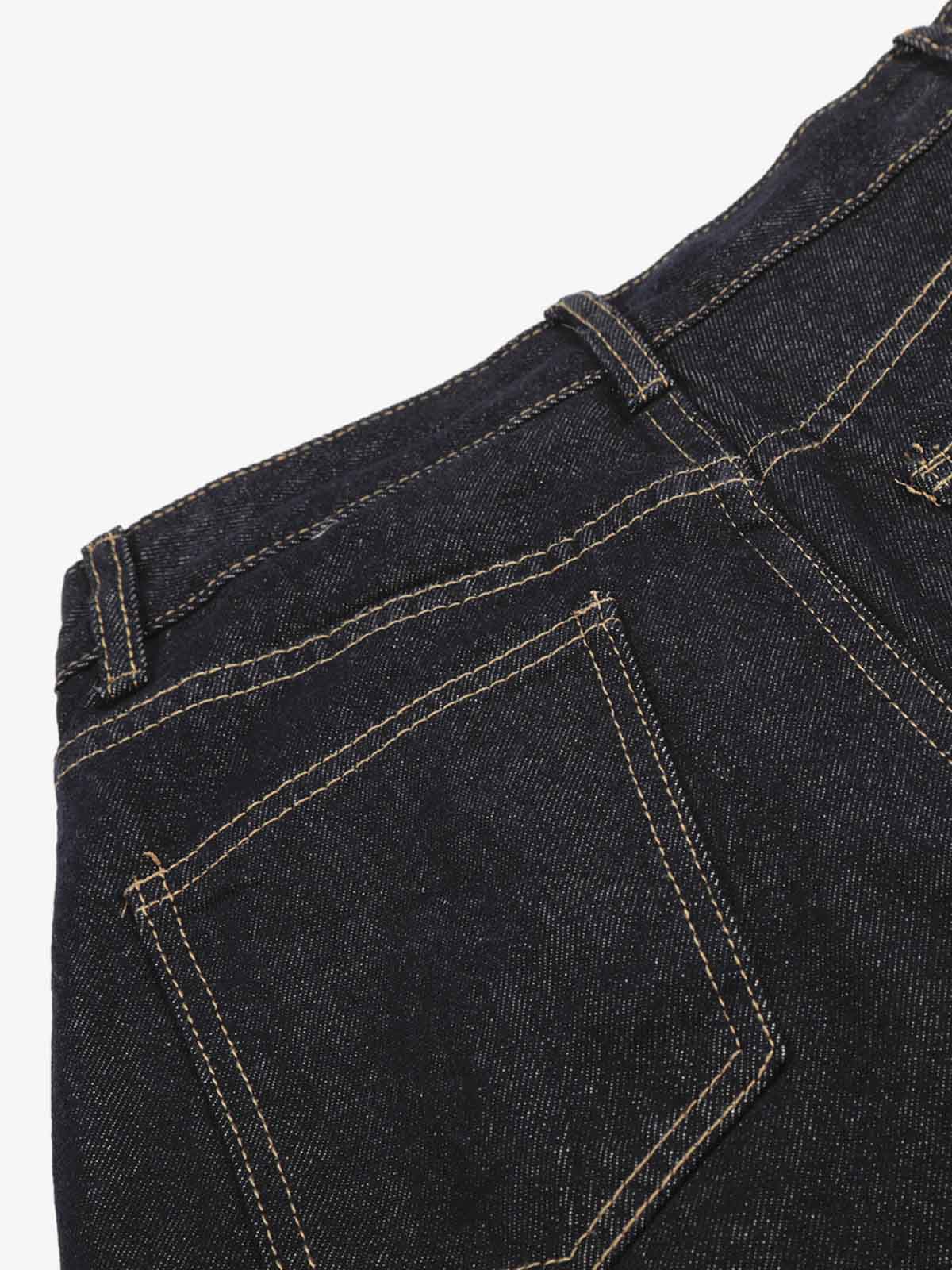 Contrast Panel Barrel Denim Jeans with Chain Detail