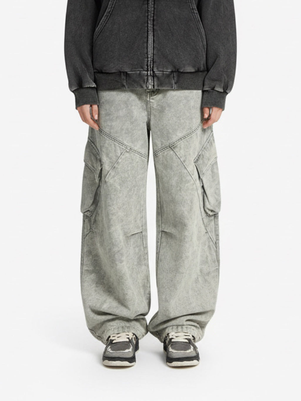 Vintage Washed Multi-Pocket Barrel Jeans