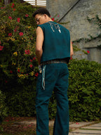 Spray Wash Distressed Straight Leg Denim Jeans