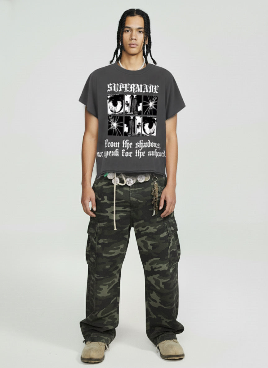 Gothic Text Graphic Cut-Off Sleeveless T-Shirt