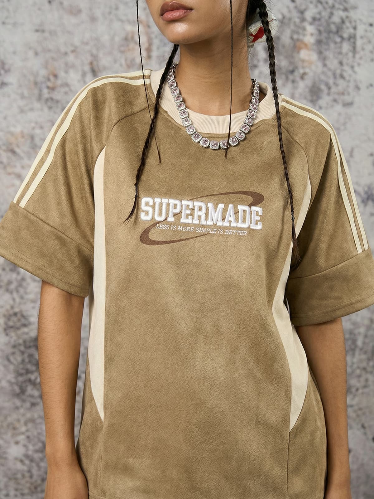Suede Contrast Color Spliced Letter Embroidery Oversize T-shirt - 2462