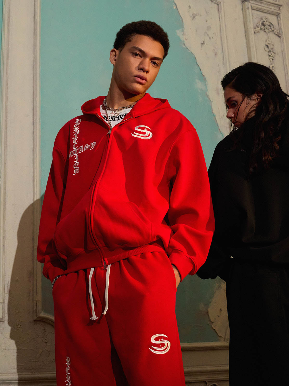 Gothic Letter Cross Embroidery Zip Up Hoodie and Sweatpants Set