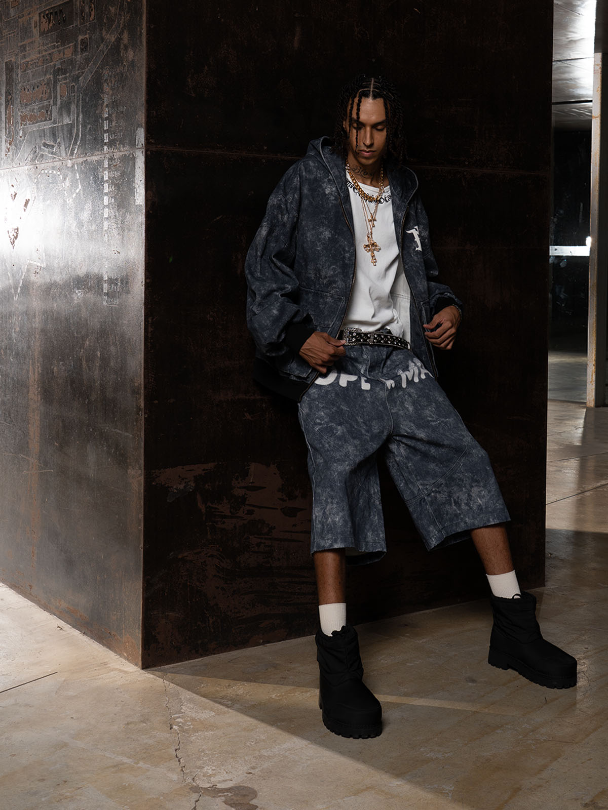 Original Oversized Denim Hoodie And Shorts Set - 2583