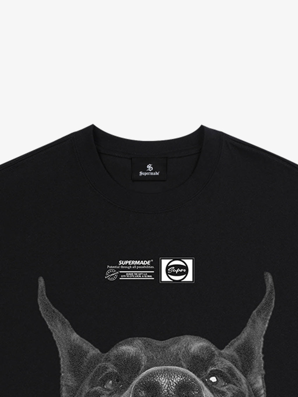 Snarling Doberman Graphic T-Shirt