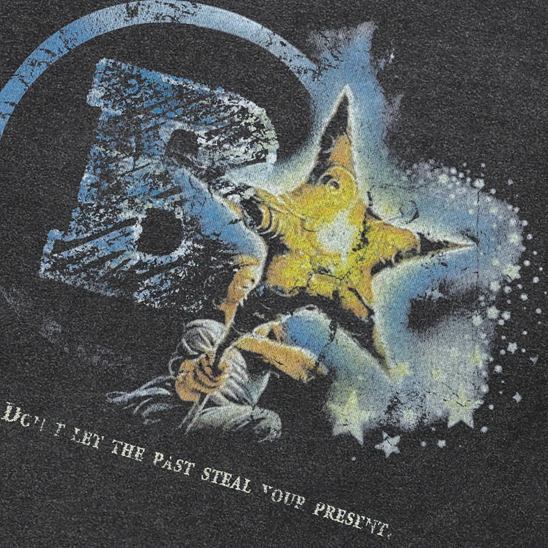 Retro Black Star Washed T-Shirt — detail shot