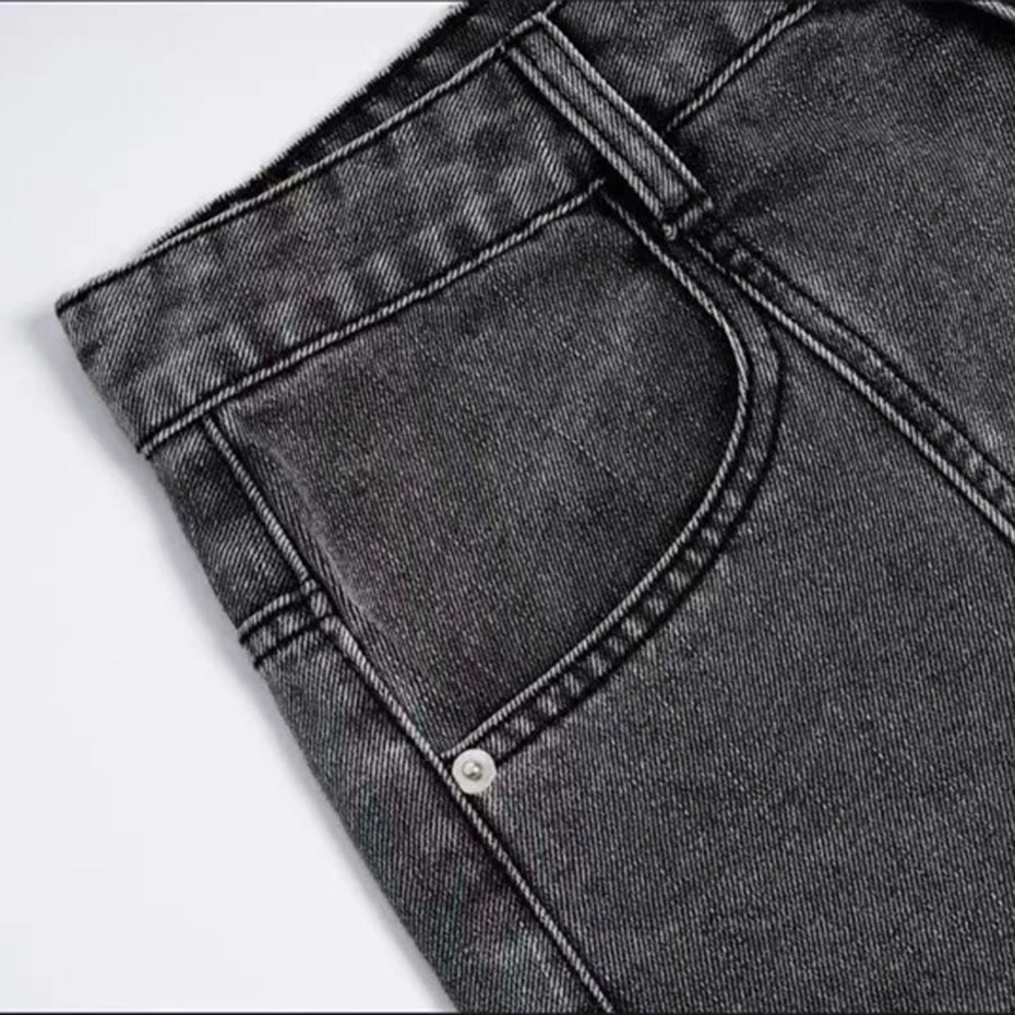 Pocket Vintage Denim Baggy Jeans — detail shot