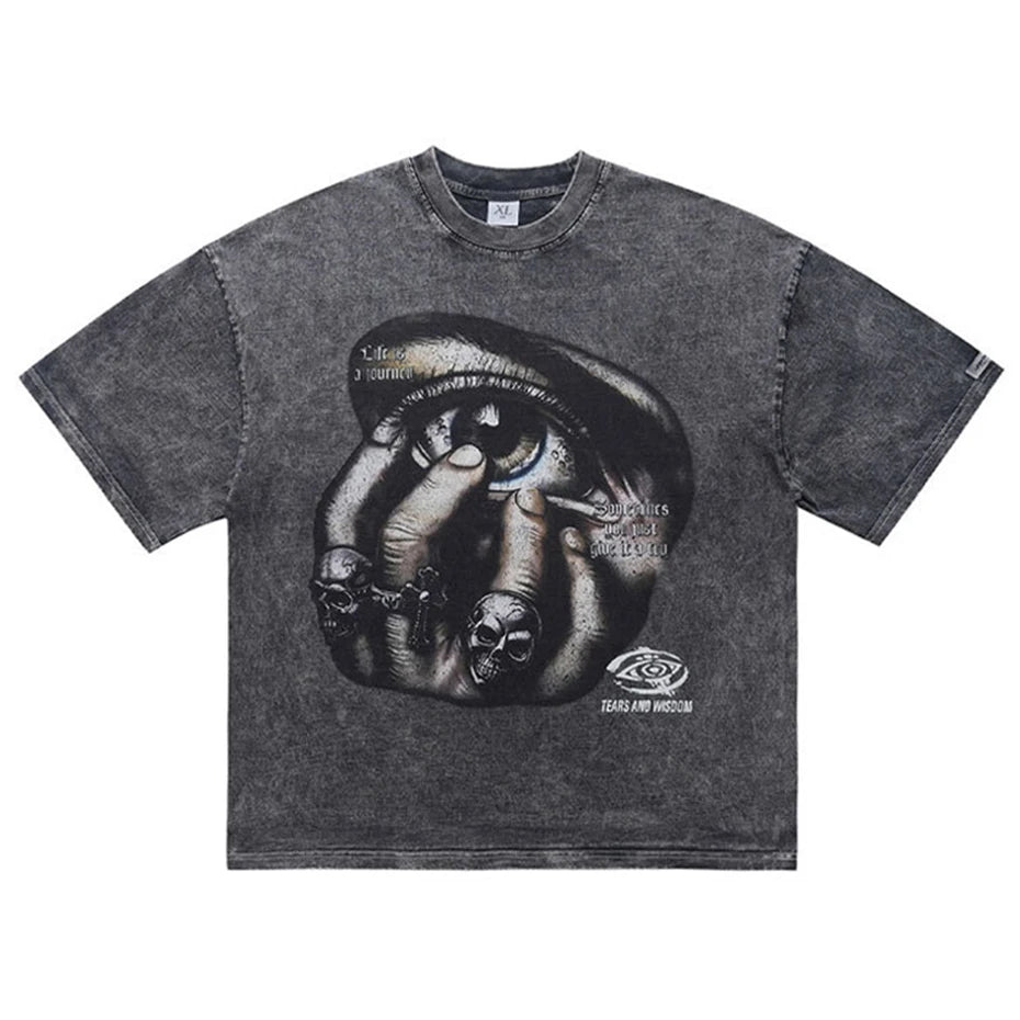 Short Vintage Graphic Oversized T-Shirt — styling shot