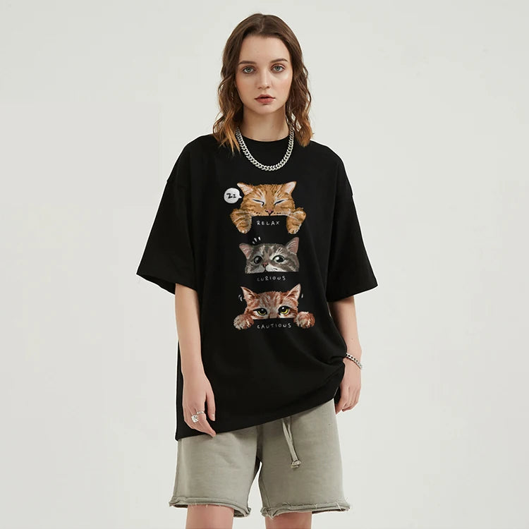 Letter Cartoon Cat Graphic T-Shirt — fabric close-up