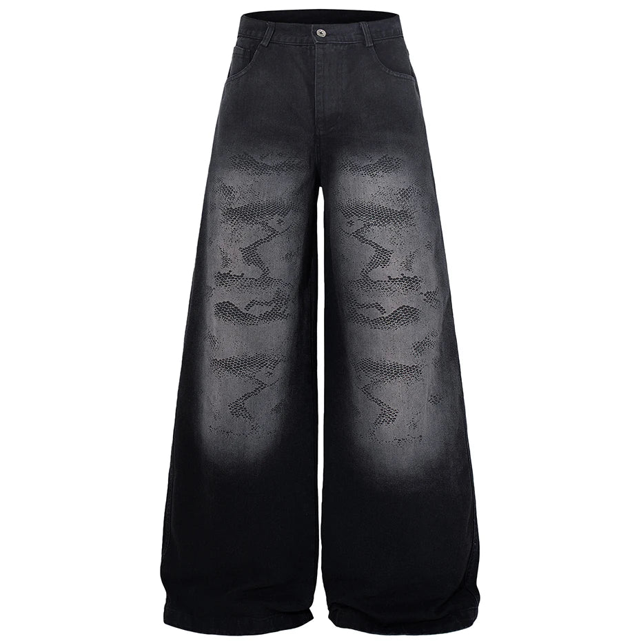 Loose Vintage Black Denim Baggy Jeans — styling shot