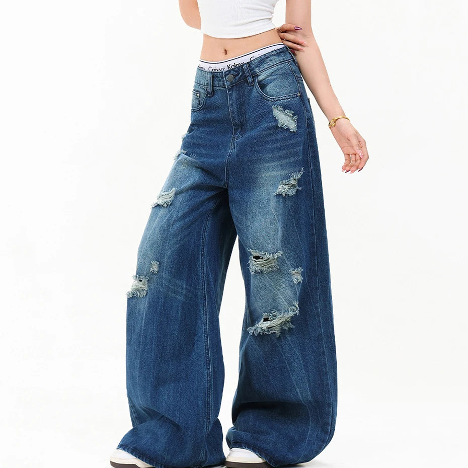 Wide Vintage Blue Denim Baggy Jeans — fit shot