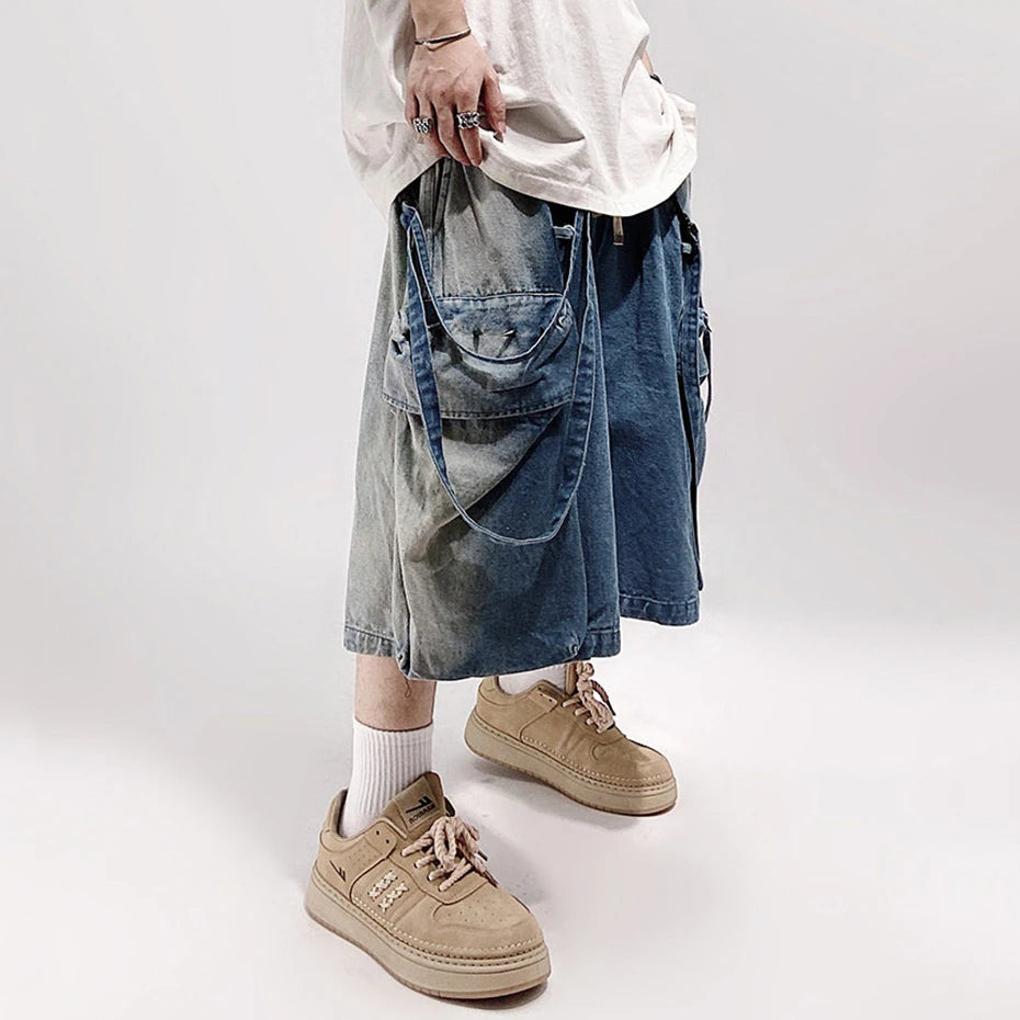 Rivet Vintage Loose Denim Shorts — detail shot
