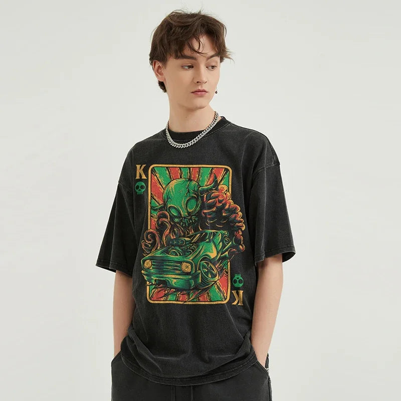 Vintage Black Alien Graphic T-Shirt — fit shot