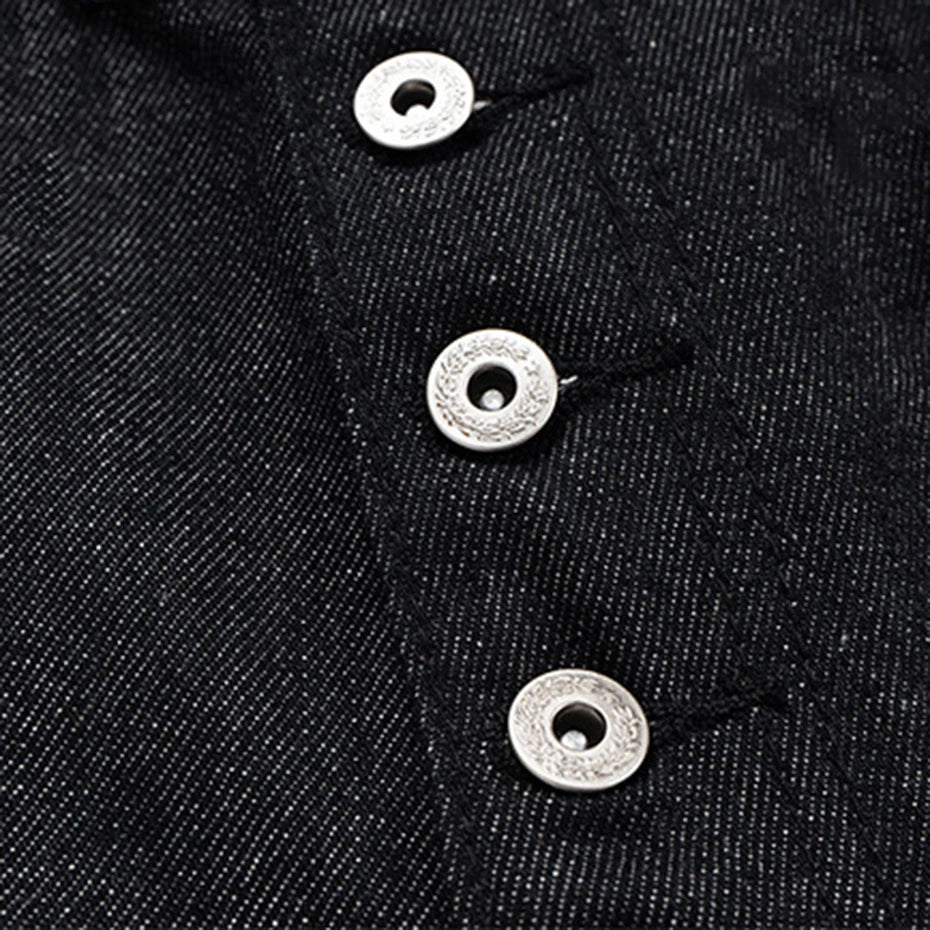 Black Denim Baggy Jeans — fit shot