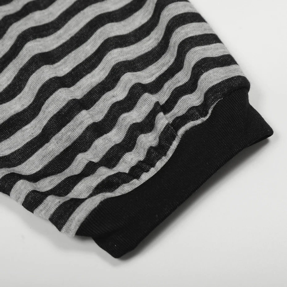 Shirts Y2K Oversized Long Sleeve Tee — fit shot
