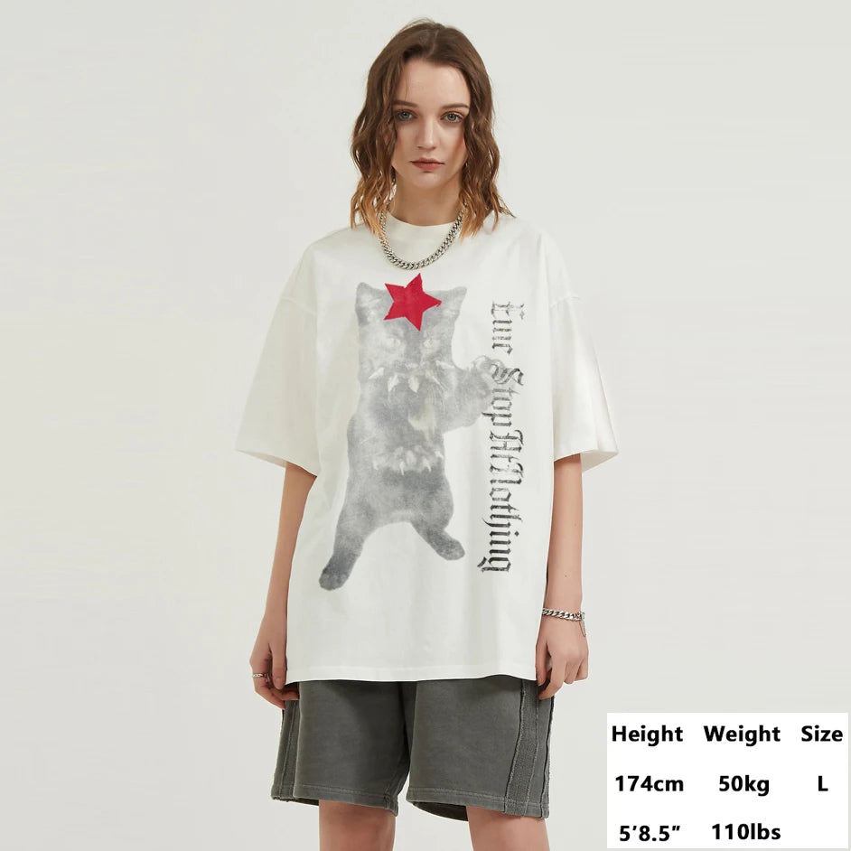 Print White Cat Graphic T-Shirt — front view