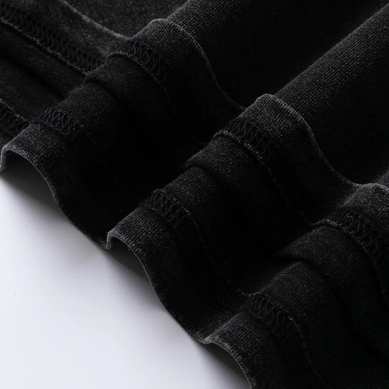 Illusion Letter Washed T-Shirt — fit shot