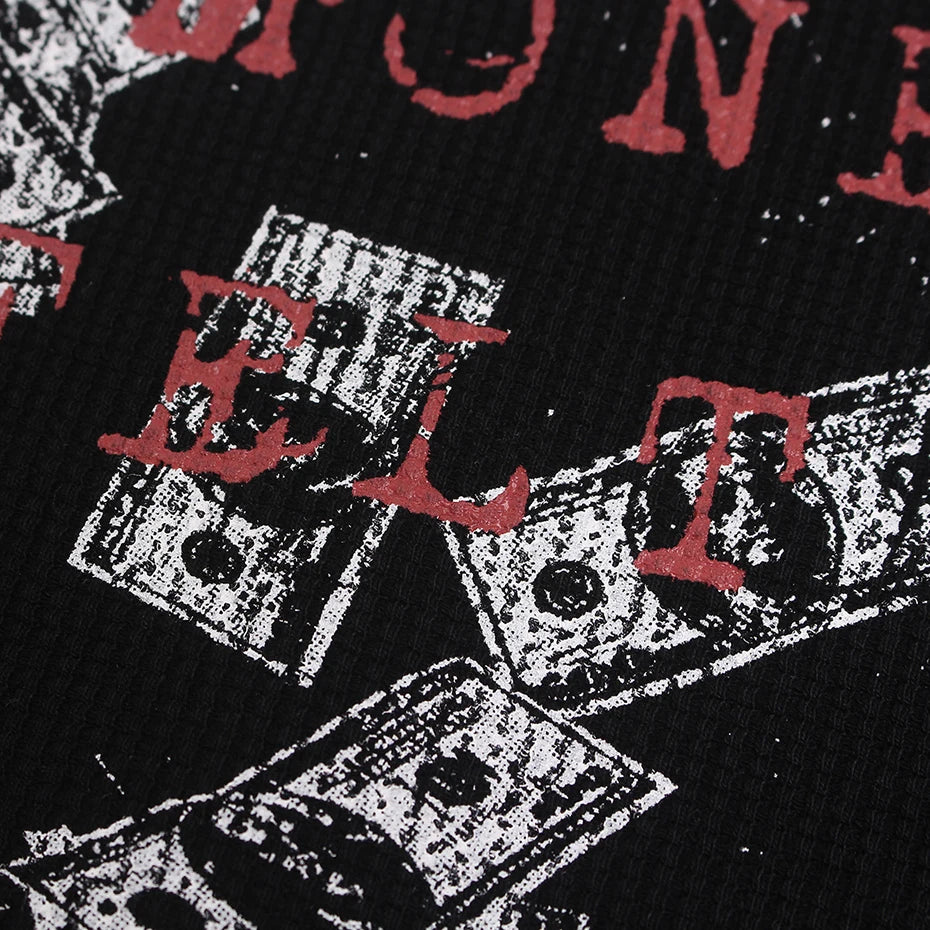 Vintage Y2K Graphic Oversized Tee — detail shot