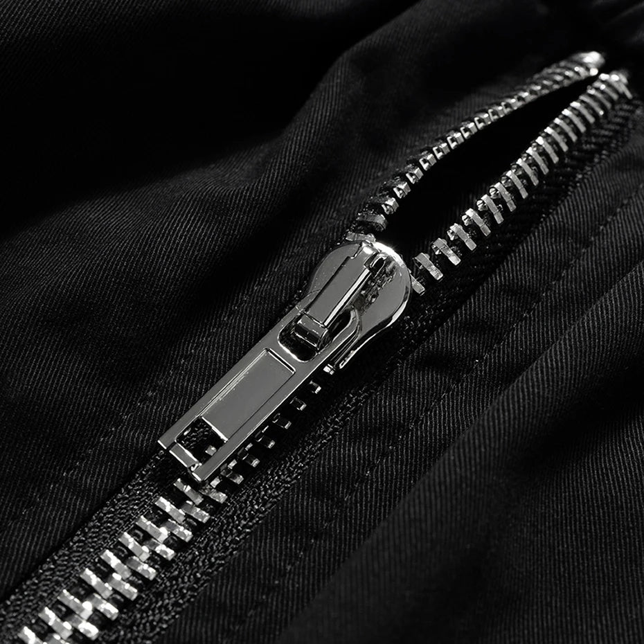 Black Loose Cargo Shorts — detail shot