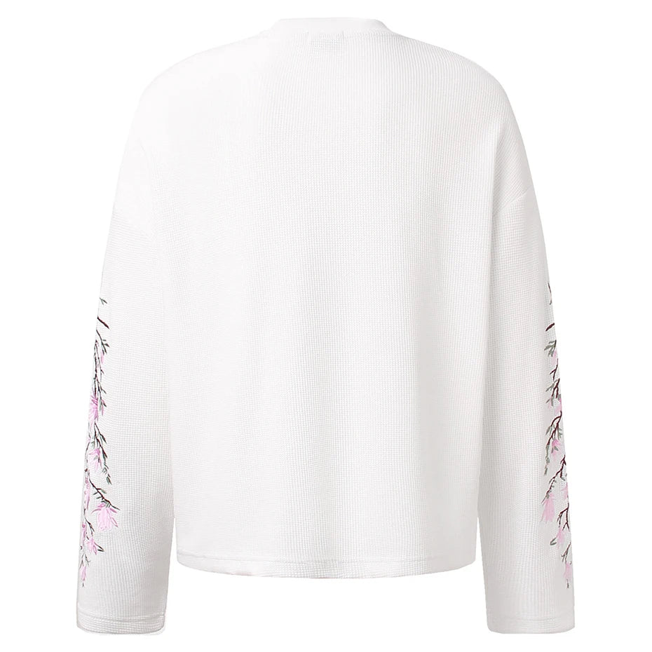 Y2K Flower Embroidered Oversized T-Shirt — detail shot