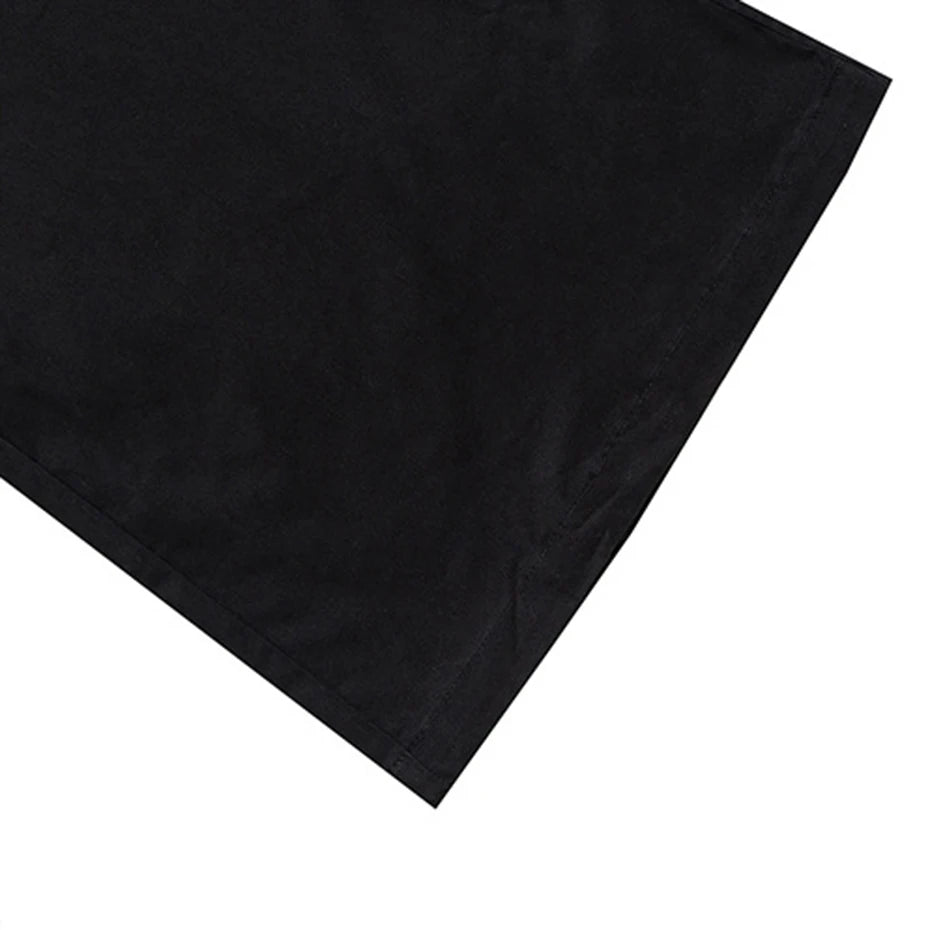 Pockets Black Baggy Cargo Pants — fit shot