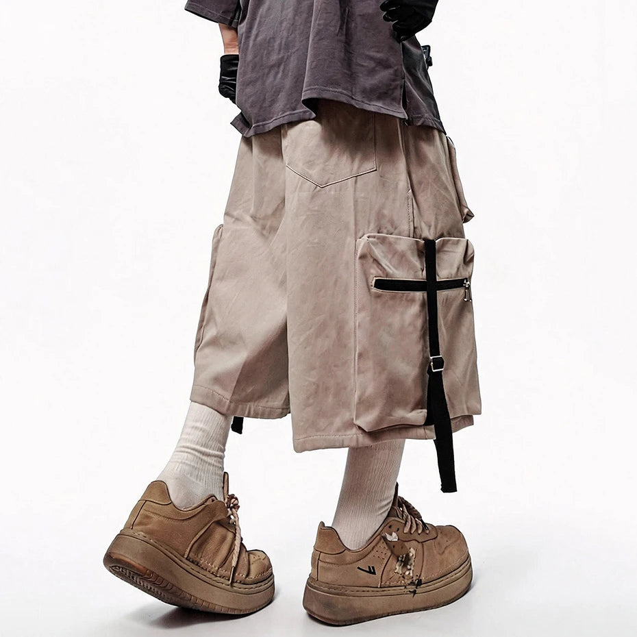 Loose Cargo Shorts — fit shot