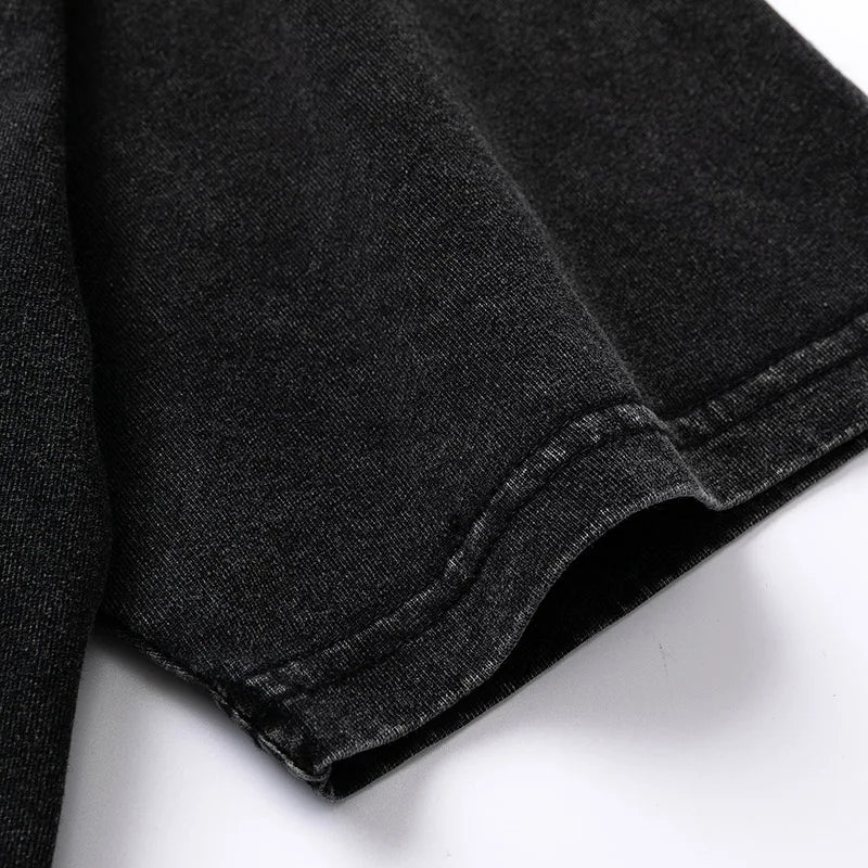 Illusion Letter Washed T-Shirt — detail shot