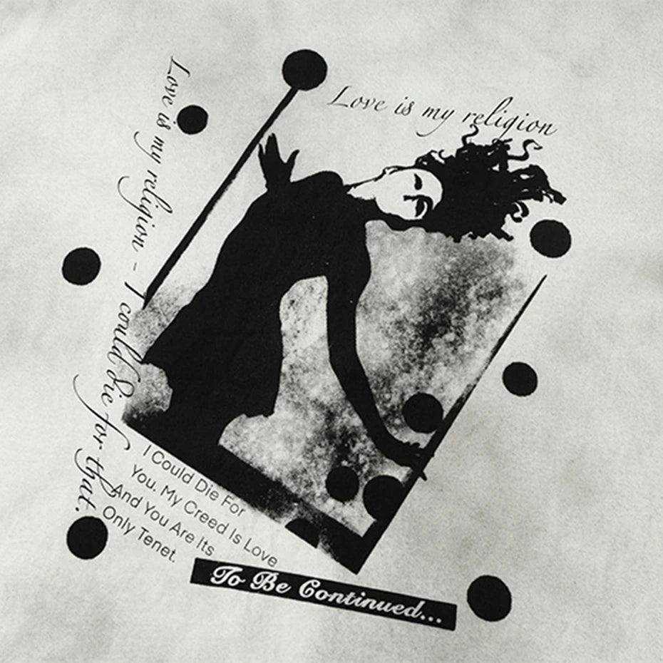 Y2K Vintage Oversized Long Sleeve Tee — detail shot