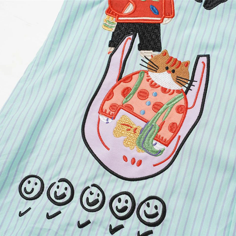 Short Y2K Cat Graphic Loose Shirt — fit shot
