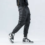 Joggers Cargo Pants — detail shot
