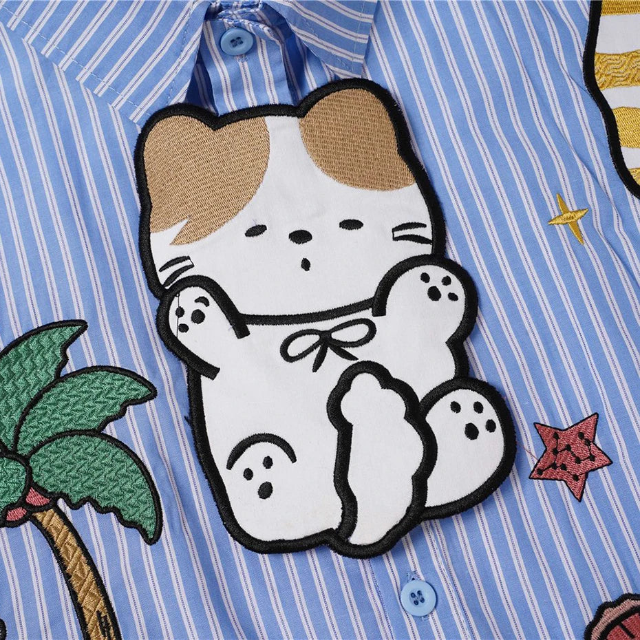Cat Embroidered Loose T-Shirt — fit shot