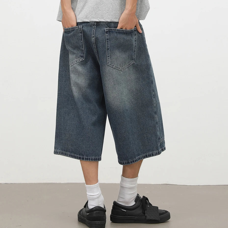 Jeans Vintage Loose Denim Shorts — fit shot