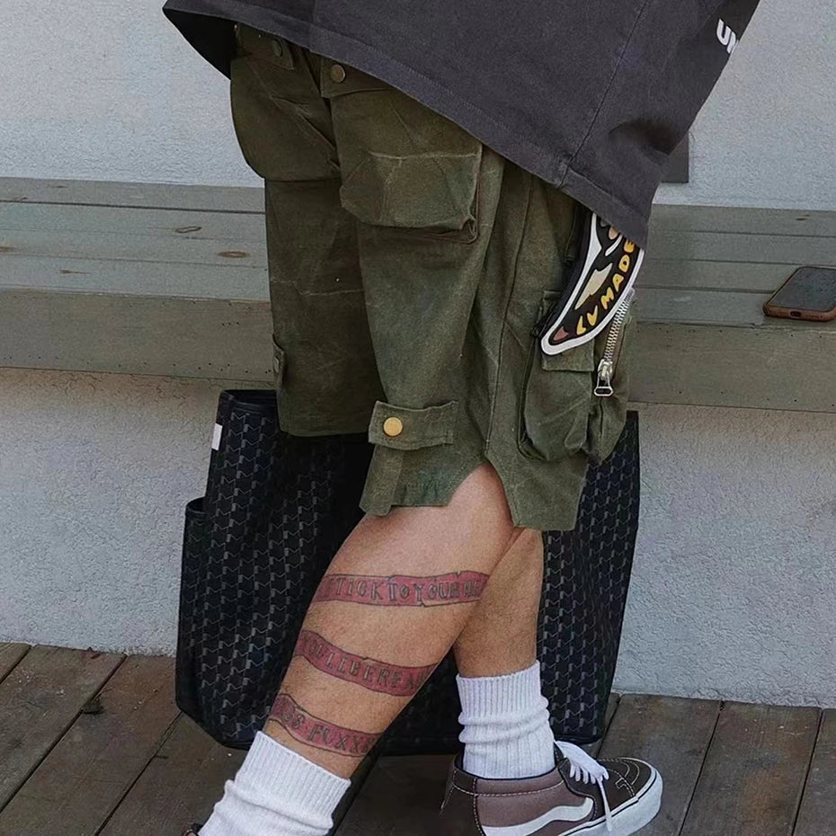 Y2K Cargo Shorts — detail shot
