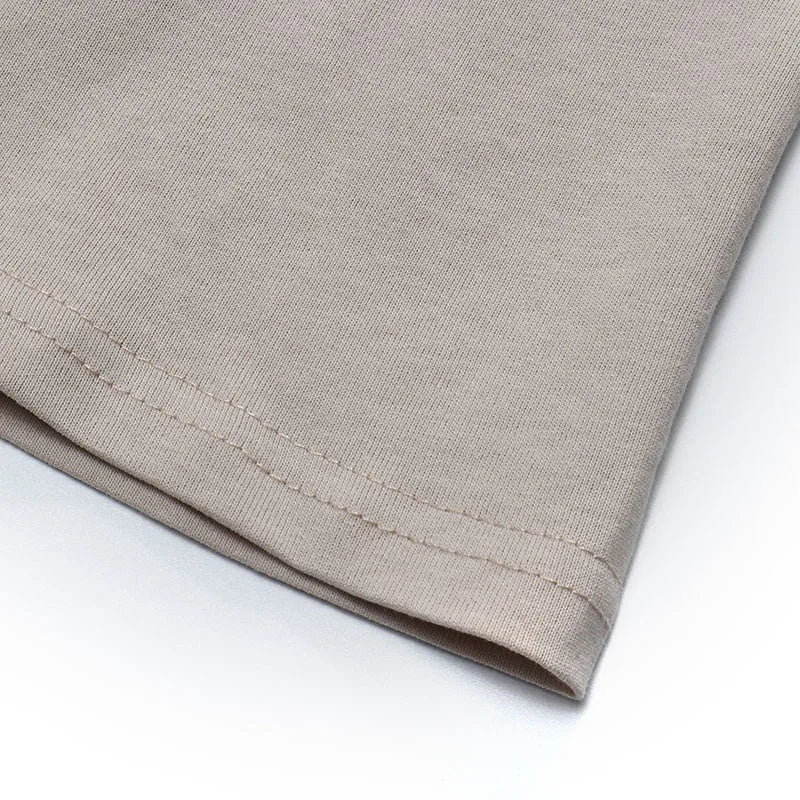 Short Floral Loose T-Shirt — detail shot
