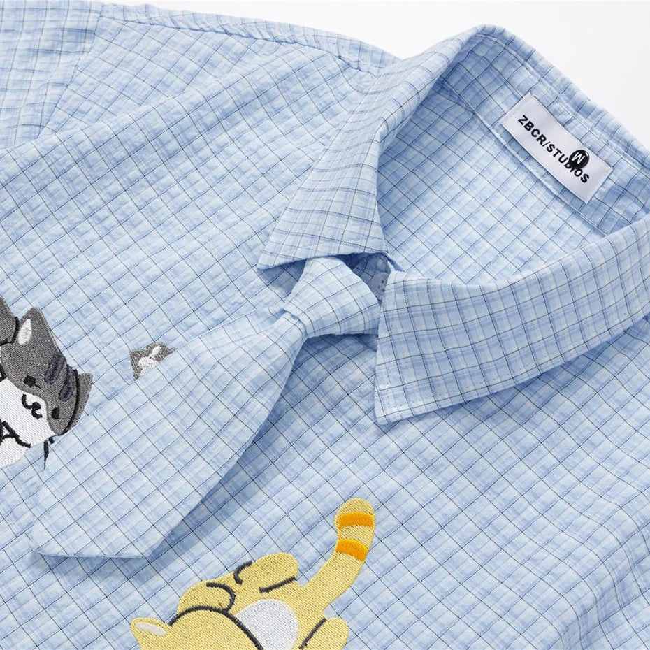 Shirts Cat Embroidered Loose Shirt — detail shot