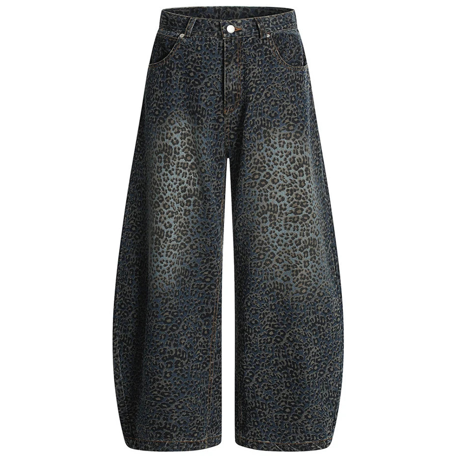 Loose Vintage Leopard Denim Baggy Jeans — styling shot