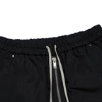 Pockets Black Loose Cargo Shorts — back view