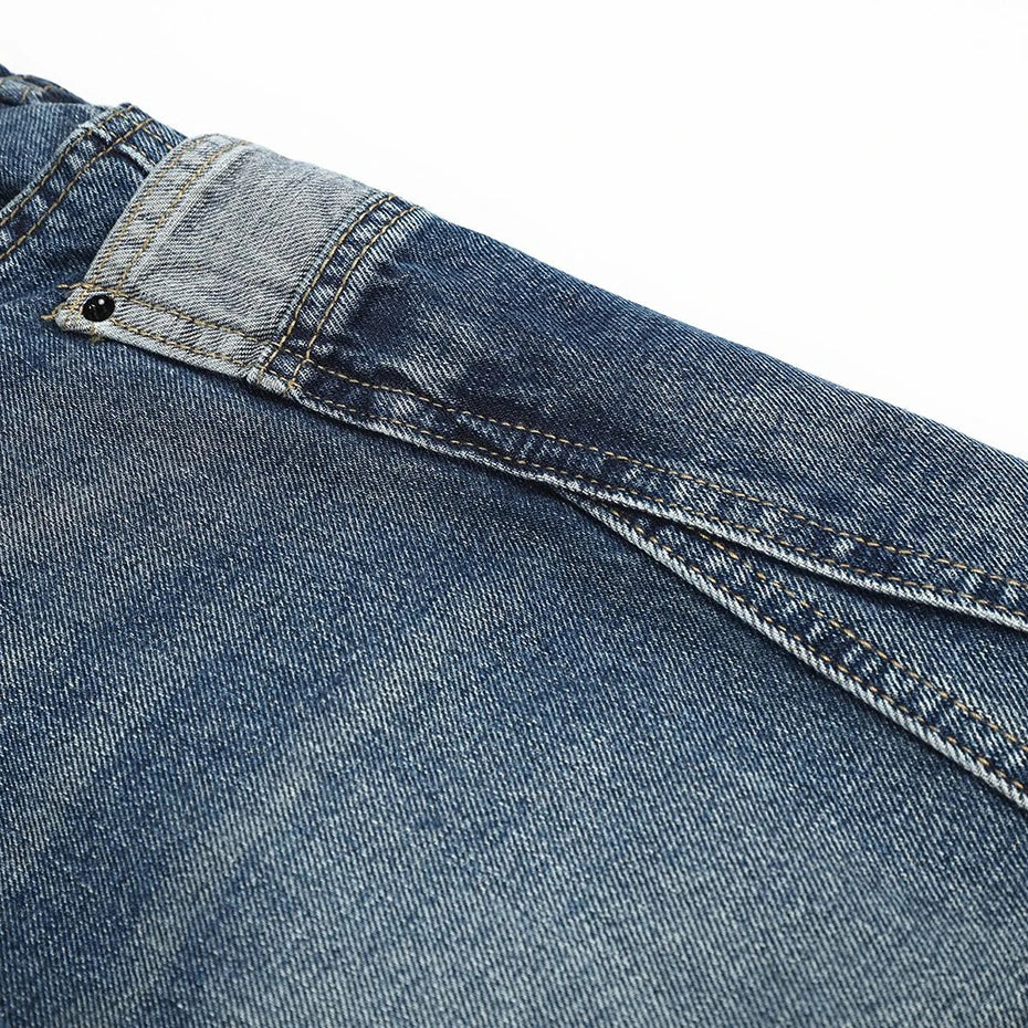 Leg Vintage Loose Denim Shorts — fit shot