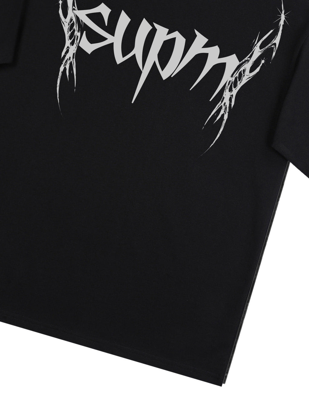 SUPM Gothic Sharp Letter Graphic T-Shirt