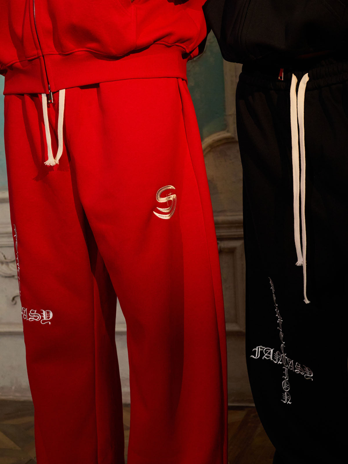 Gothic Letter Cross Embroidery Zip Up Hoodie and Sweatpants Set