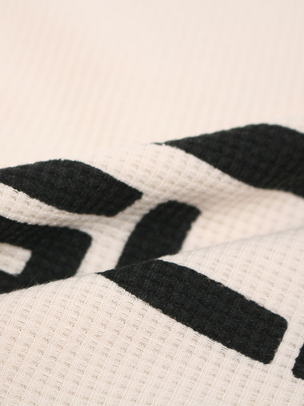 Textured Waffle SUPM Letter Graphic Long Sleeve T-Shirt - 2600