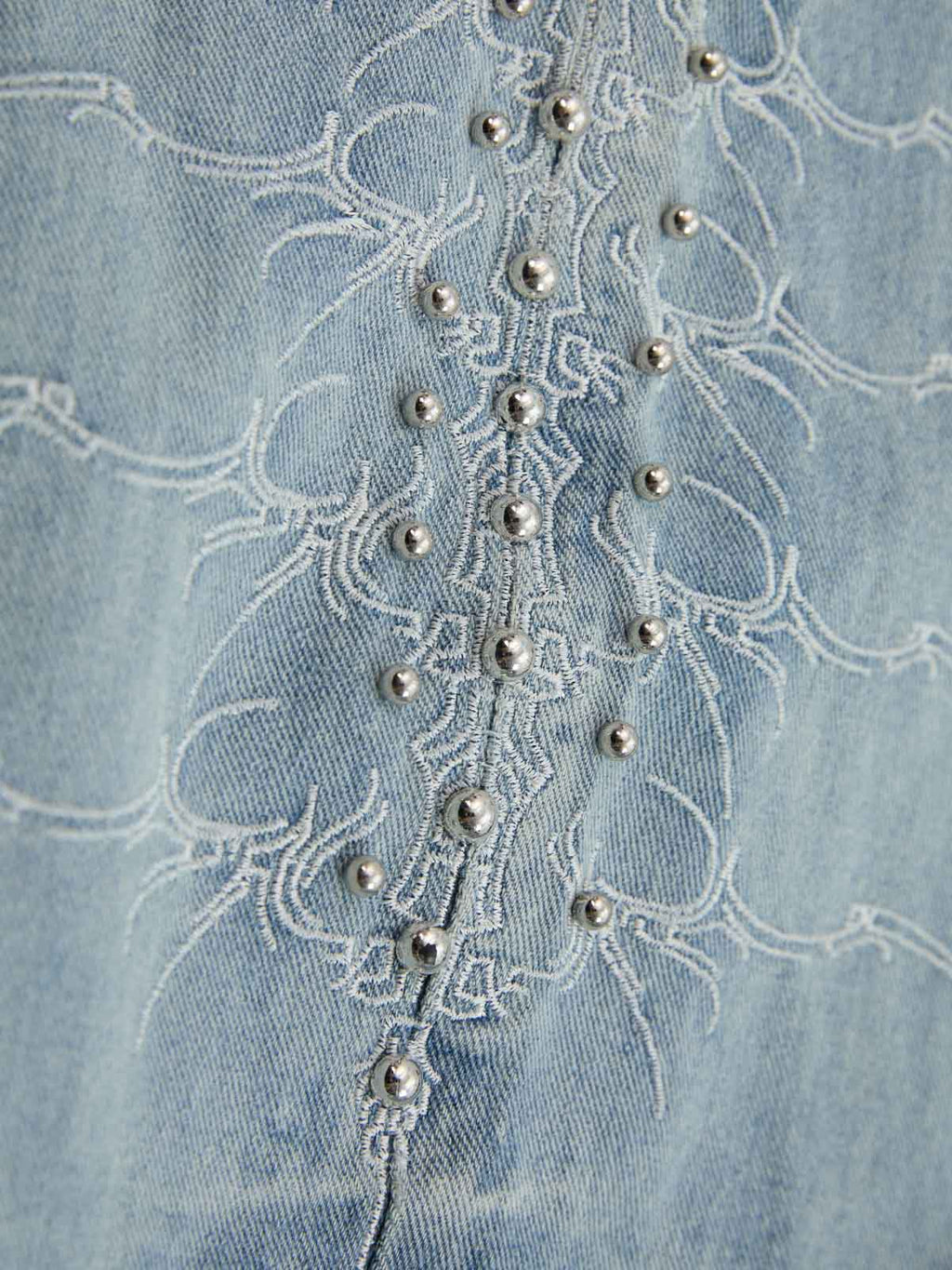Distressed Studded Embroidery Washed Wide Leg Jeans