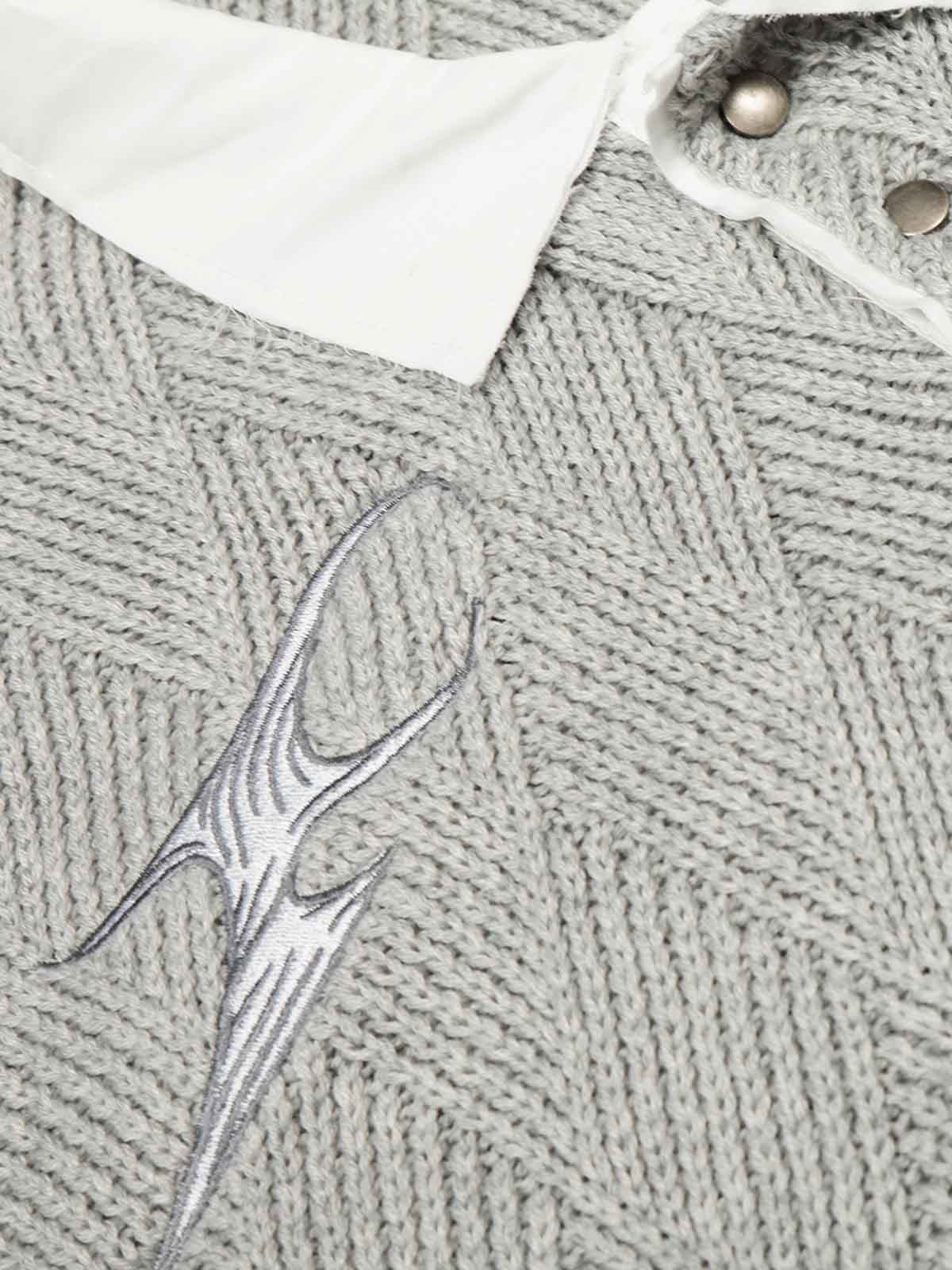 Retro Contrast Collar Embroidery Knit Sweater
