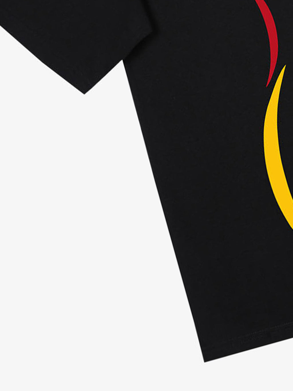 Retro 09 Graphic Crest Print T-Shirt