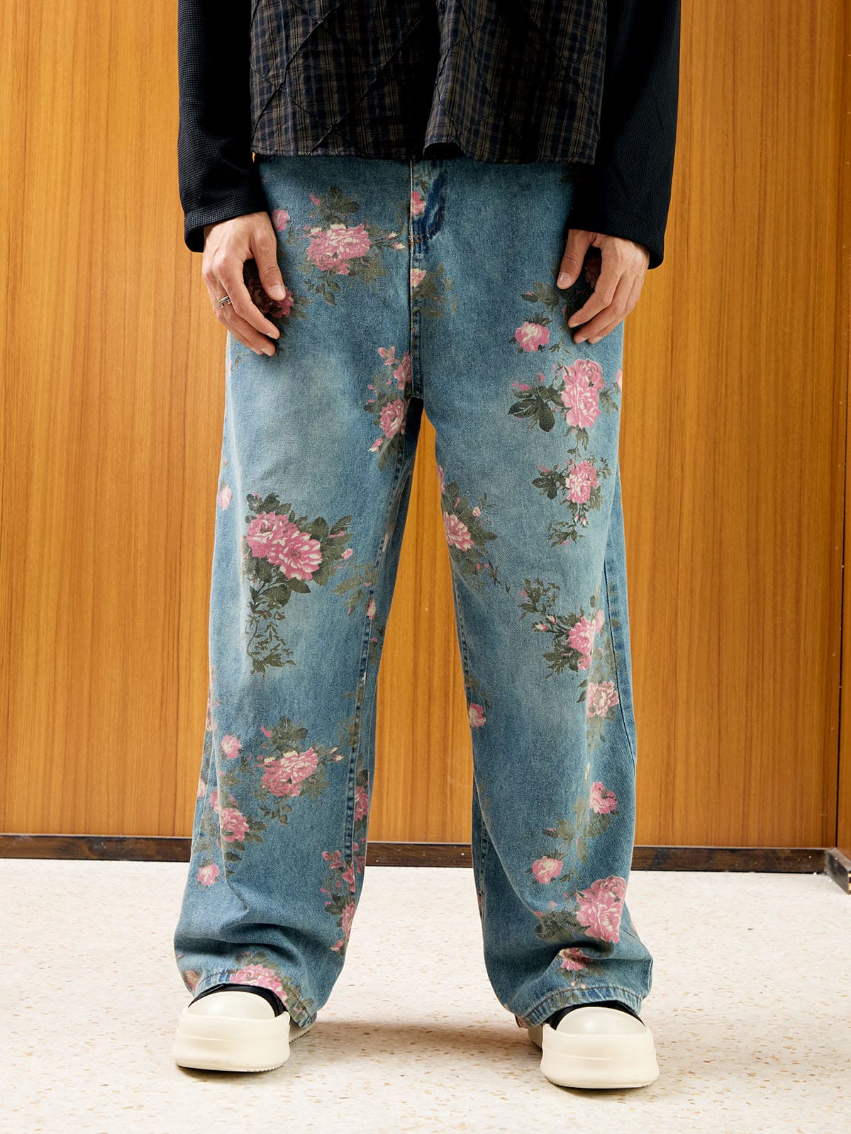 Theprecipice Floral Print Straight Jeans - 2409