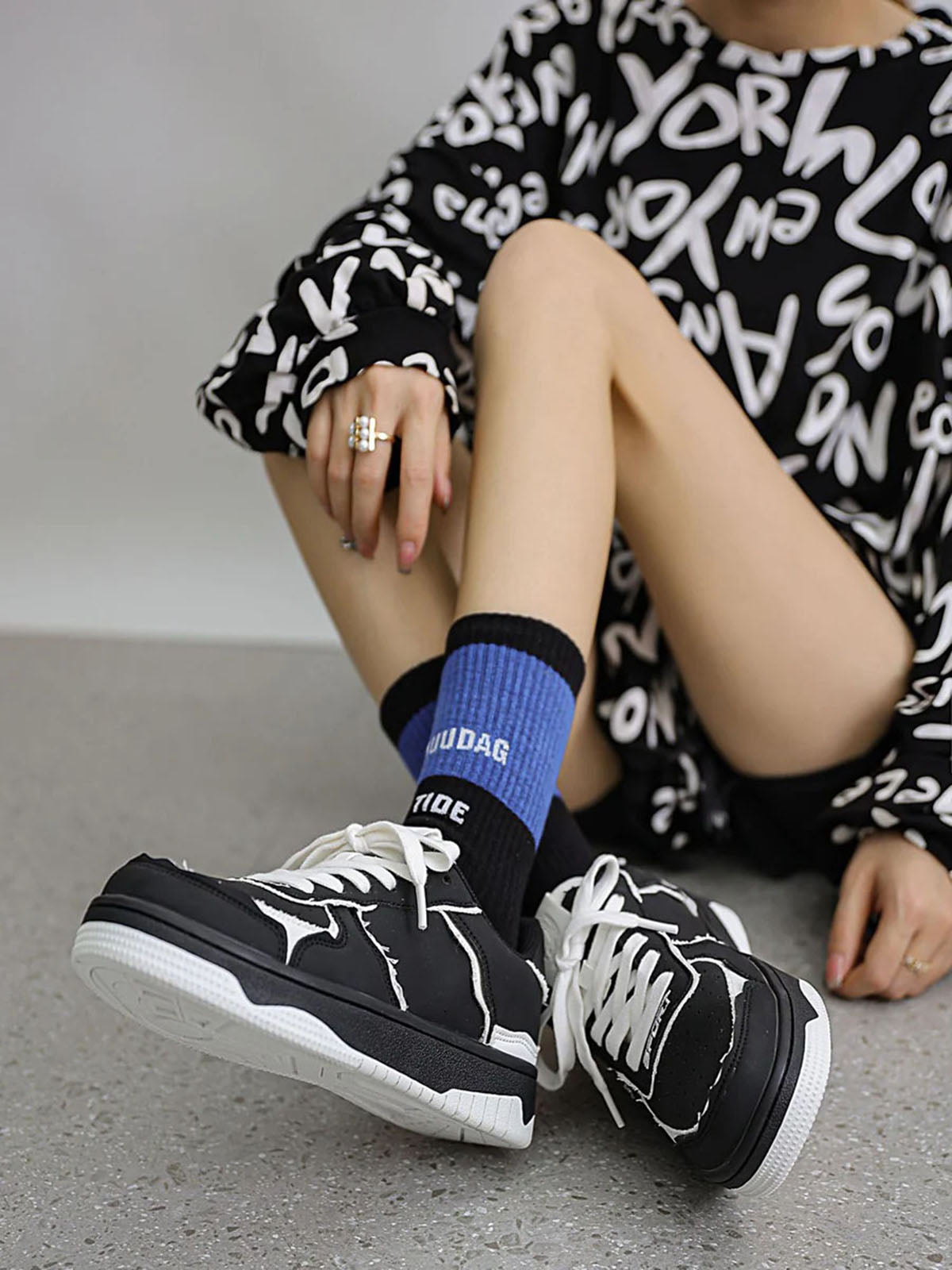 Theprecipice High Street Black And White Board Casual Shoes -1554
