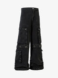Grommet Design Multi-Pocket Cargo Jeans